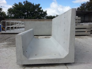 Single Sided Feed Trough